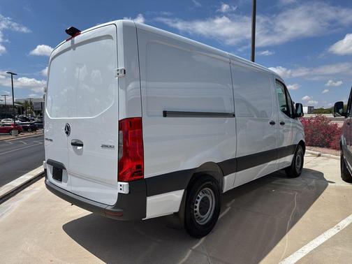 2025 Mercedes-Benz Sprinter 2500 Standard Roof