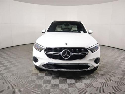 2026 Mercedes-Benz GLC 300 Base