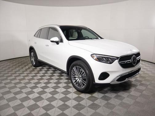 2026 Mercedes-Benz GLC 300 Base