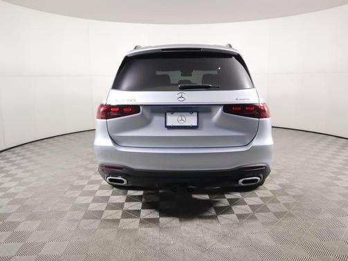 2026 Mercedes-Benz GLS 450 4MATIC