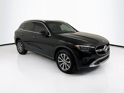 Black 2026 Mercedes-Benz GLC 300