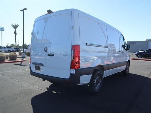 2025 Mercedes-Benz Sprinter 2500 Standard Roof