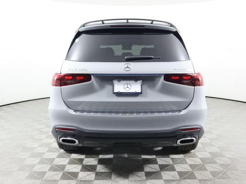 2026 Mercedes-Benz GLS 450 4MATIC