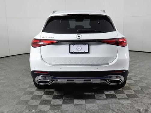 2025 Mercedes-Benz GLC 300 Base