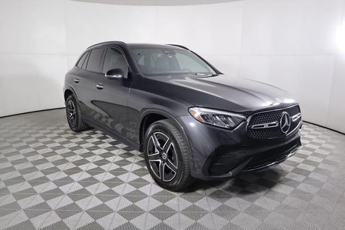 2025 Mercedes-Benz GLC 300 