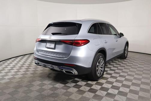 2025 Mercedes-Benz GLC 300 Base