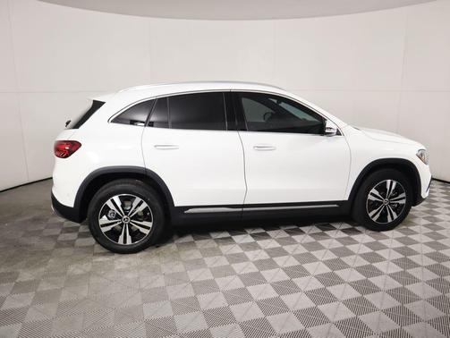 2026 Mercedes-Benz GLA 250 4MATIC