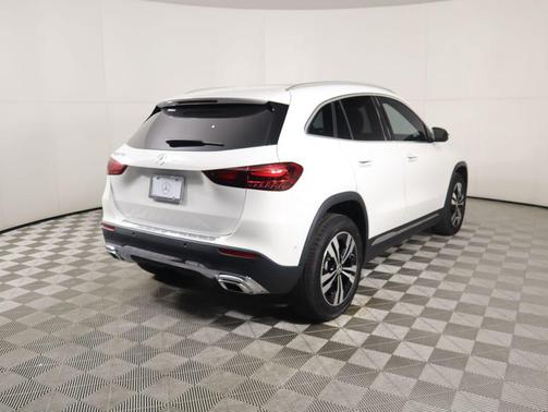 2026 Mercedes-Benz GLA 250 4MATIC