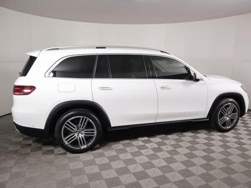2024 Mercedes-Benz GLS 450 4MATIC