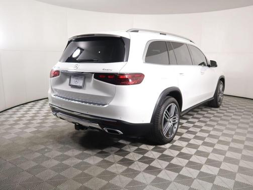 2024 Mercedes-Benz GLS 450 4MATIC