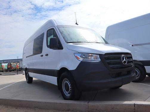 2025 Mercedes-Benz Sprinter 2500 High Roof