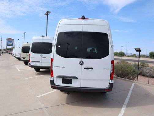 2025 Mercedes-Benz Sprinter 2500 High Roof