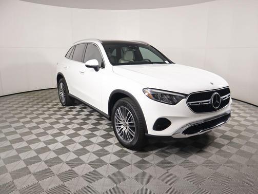 2026 Mercedes-Benz GLC 300 Base