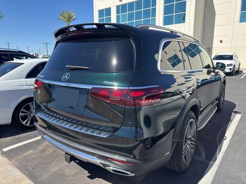 2024 Mercedes-Benz GLS 450 4MATIC