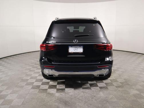 2025 Mercedes-Benz GLB 250 Base