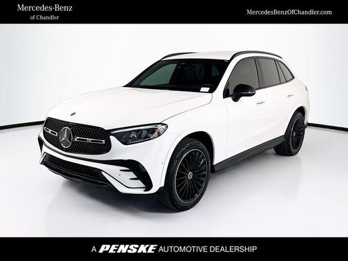 Polar White 2026 Mercedes-Benz GLC 300