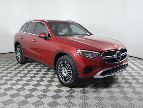 2026 Mercedes-Benz GLC 300 Base
