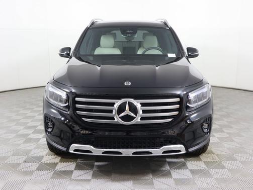 2025 Mercedes-Benz GLB 250