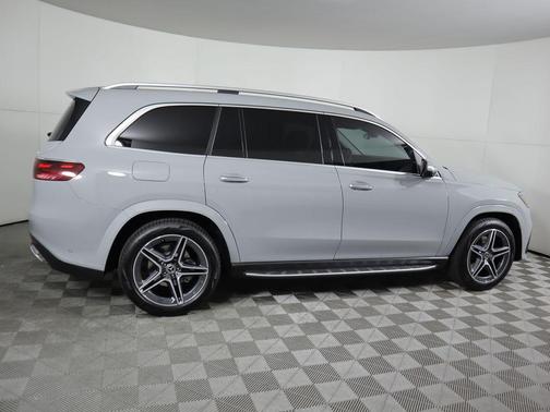 2026 Mercedes-Benz GLS 450 4MATIC