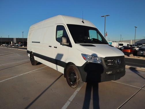 2025 Mercedes-Benz Sprinter 2500 High Roof