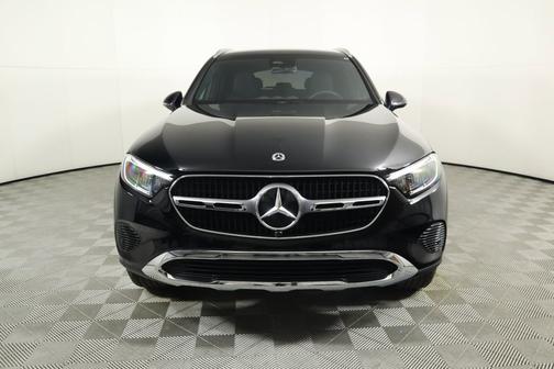 2025 Mercedes-Benz GLC 300 