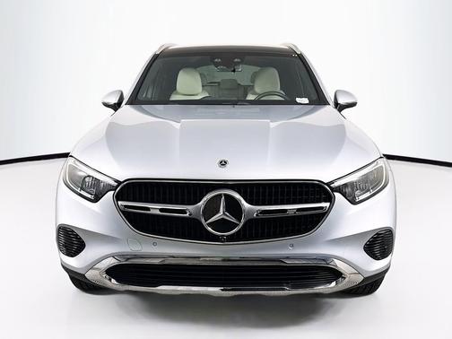 2025 Mercedes-Benz GLC 300 Base