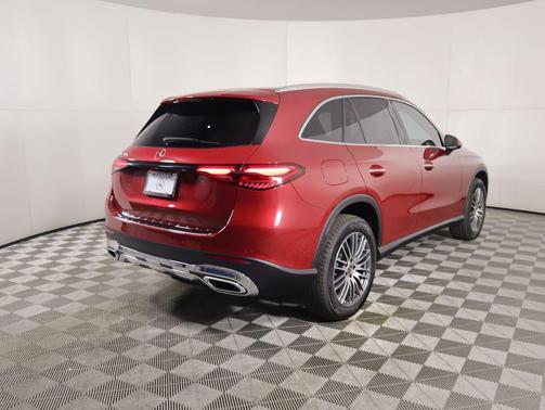 2026 Mercedes-Benz GLC 300 Base