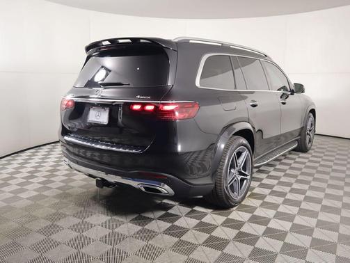 2025 Mercedes-Benz GLS 450 4MATIC
