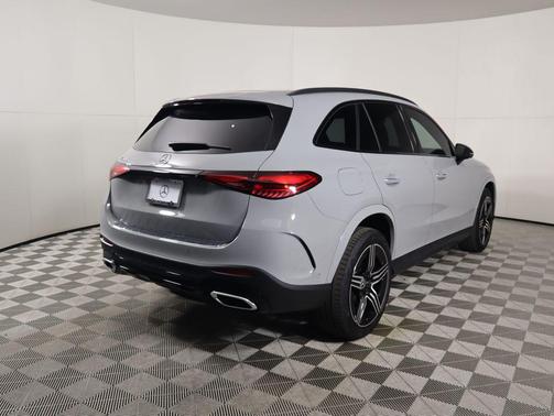 2025 Mercedes-Benz GLC 300 Base