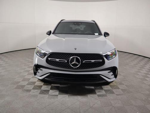 2025 Mercedes-Benz GLC 300 Base