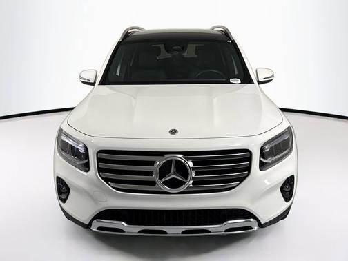 Polar White 2026 Mercedes-Benz GLB 250 Base