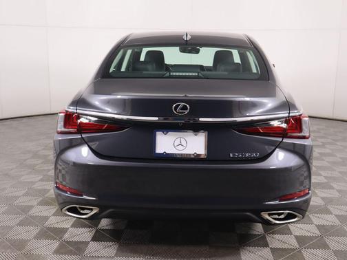 2023 Lexus ES 350 Base