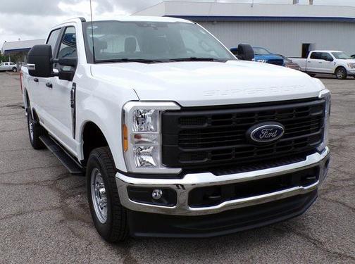 Oxford White 2025 Ford F-250 XL