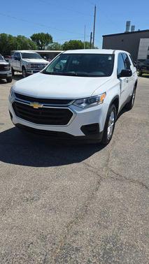 Summit White 2020 Chevrolet Traverse LS