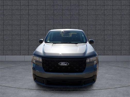 Carbonized Gray Metallic 2025 Ford Maverick XLT