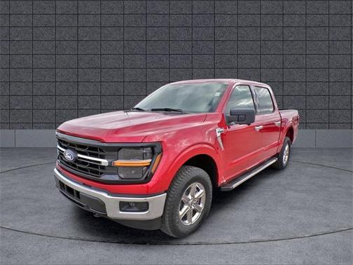 Rapid Red Metallic Tinted Clearcoat 2024 Ford F-150 XLT