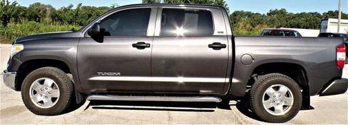 2017 Toyota Tundra SR5