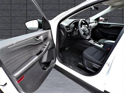 2023 Ford Escape SE