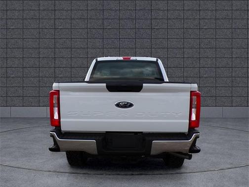Oxford White 2025 Ford F-250 XL