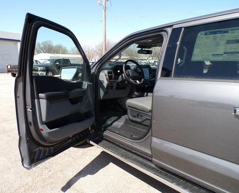 Antimatter Blue Metallic 2025 Ford F-150 Lariat