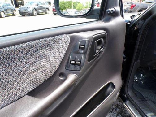 1998 Dodge Dakota Base