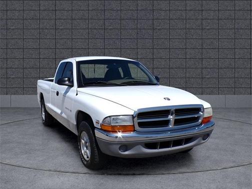 1998 Dodge Dakota Base