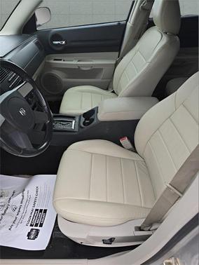 2005 Dodge Magnum SE