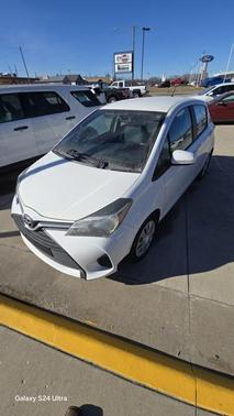 2015 Toyota Yaris L