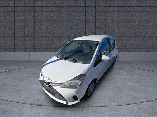 2015 Toyota Yaris L