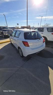 2015 Toyota Yaris L