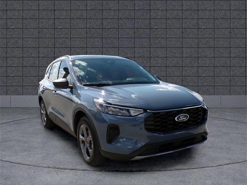rock metallic 2025 Ford Escape ST-Line