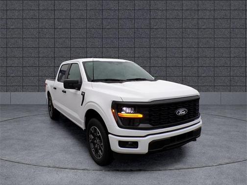 Oxford White 2025 Ford F-150 STX