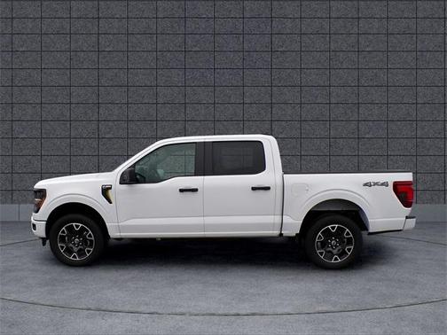 Oxford White 2025 Ford F-150 STX
