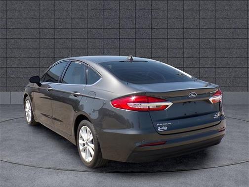 2020 Ford Fusion Hybrid SE